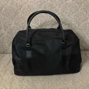 🌺🌸🌺DONNA KARAN NEW YORK TRAVEL BAG